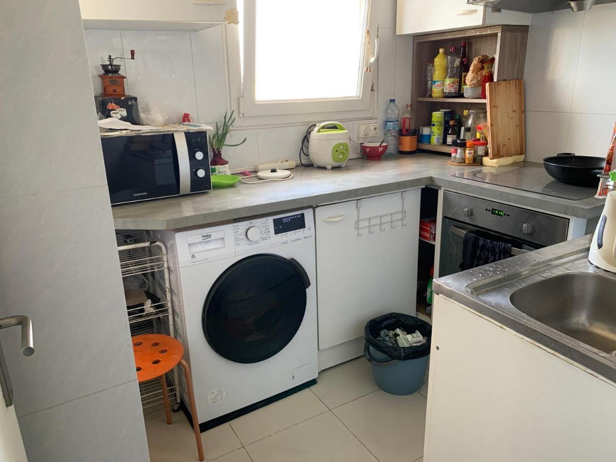 Une Chambre Simple Confortable Avec Acces Direct Aeroport D'Орли Экстерьер фото